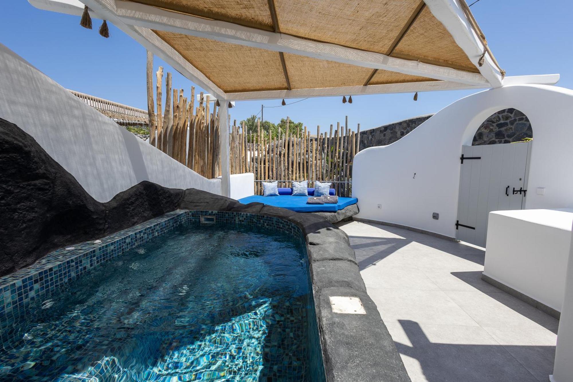 Soil Of Sun Luxury Villas Megalochori  Exterior photo